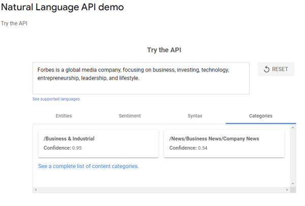 谷歌的自然语言API演示截图，显示福布斯的类别为商业&工业和商业新闻